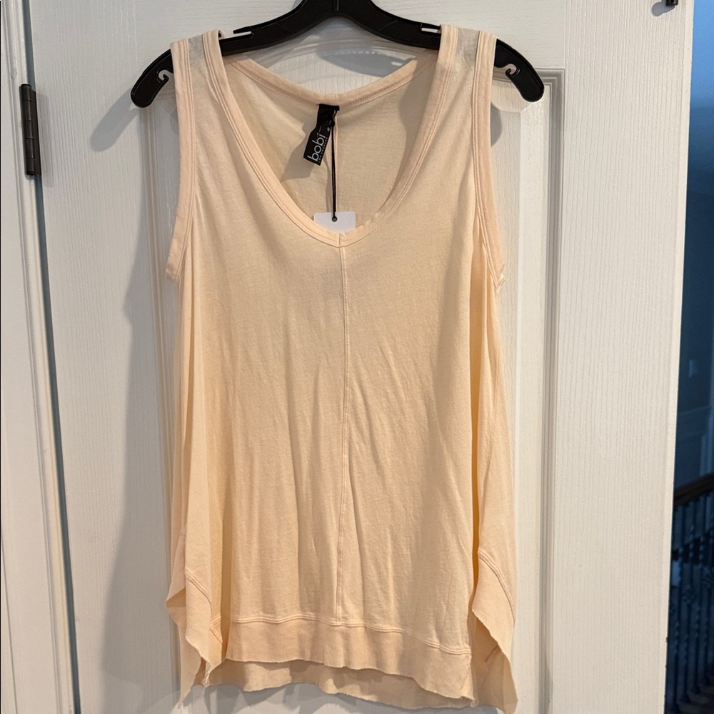 Bobi Light Cream / bare Tank Top
